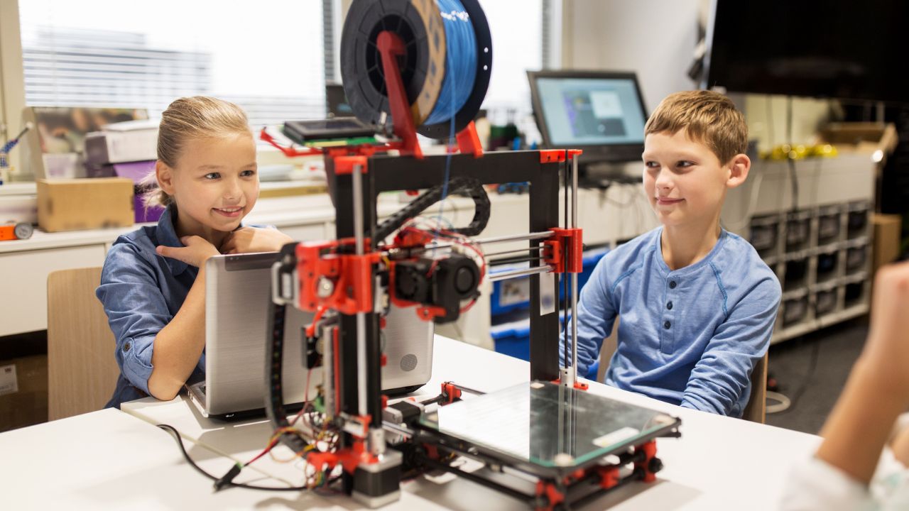 Bringing 3D Objects to Life in Your Classroom
