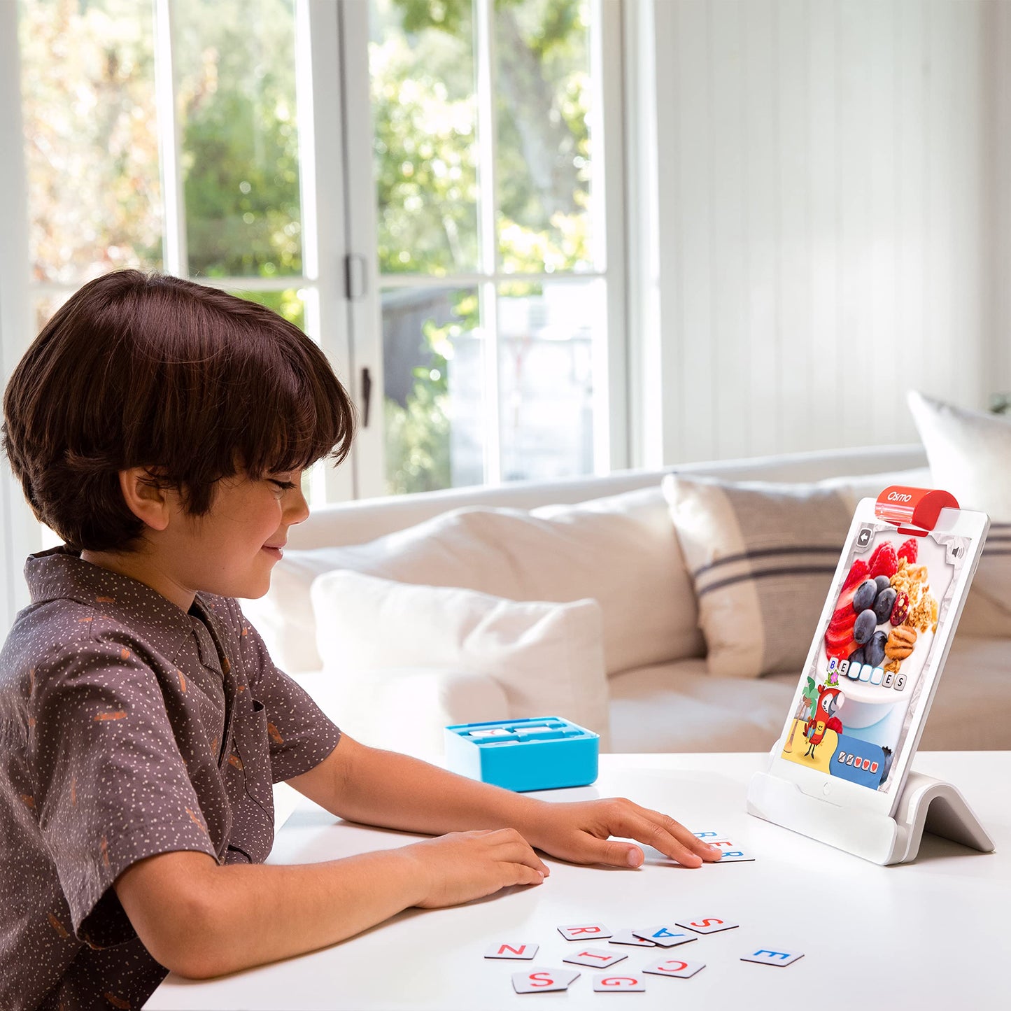 Osmo - Genius Starter Kit for iPad & iPhone - 5 Educational Learning Games - Ages 6-10 - Math, Spelling, Creativity & More - STEM Toy Gifts for Kids, Boy & Girl - Ages 6 7 8 9 10 (Osmo Base Included)